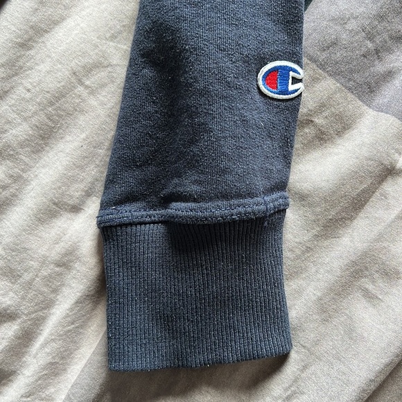 Champion Sweatshirt/Hoodie (Blue) - Men’s M - Picture 6 of 7